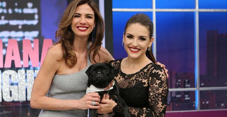 Luciana Gimenez recebe Kéfera em seu programa na RedeTV! - Artur Igrecias / Divulgação