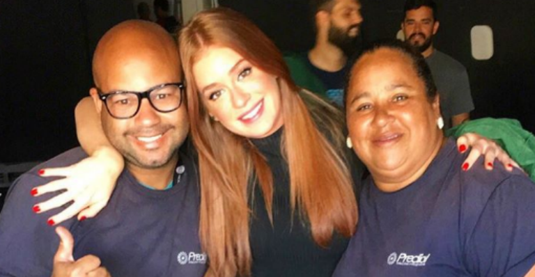 Marina Ruy Barbosa ao lado de Alex e Simone, integrantes da equipe da novela Totalmente Demais - Reprodução/Instagram