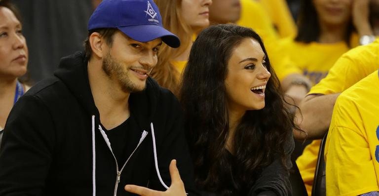 Ashton Kutcher e Mila Kunis - Getty Images