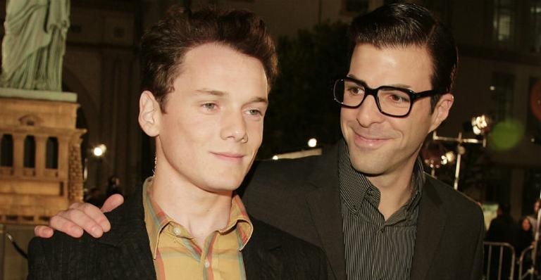 Anton Yelchin e Zachary Quinto - Getty Images