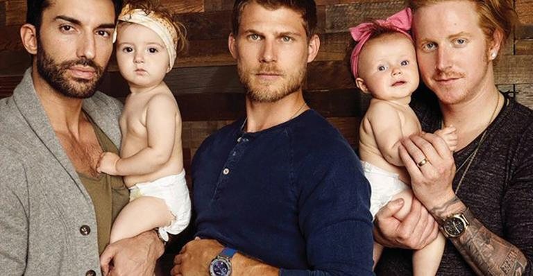 Travis Van Winkle aparece 'grávido' em revista - Reprodução