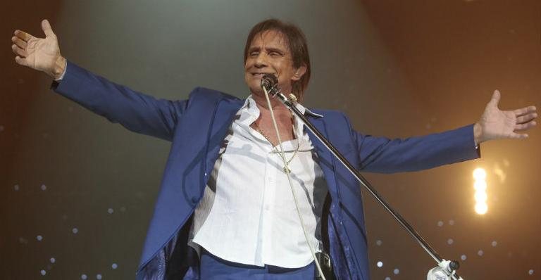 Rei Roberto Carlos emociona plateia em show em São Paulo - Rafael Cusato/Brazil News