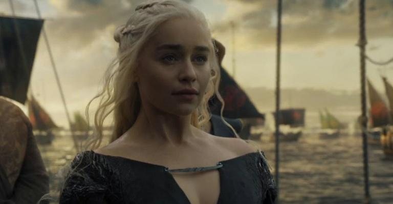 Emilia Clarke em Game of Thrones - Reprodução