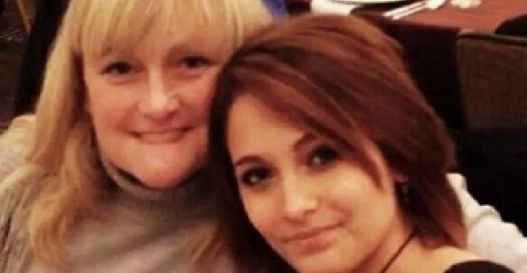 Paris Jackson e sua mãe, Debbie Rowe - Reprodução/ Instagram