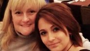 Paris Jackson e sua mãe, Debbie Rowe - Reprodução/ Instagram