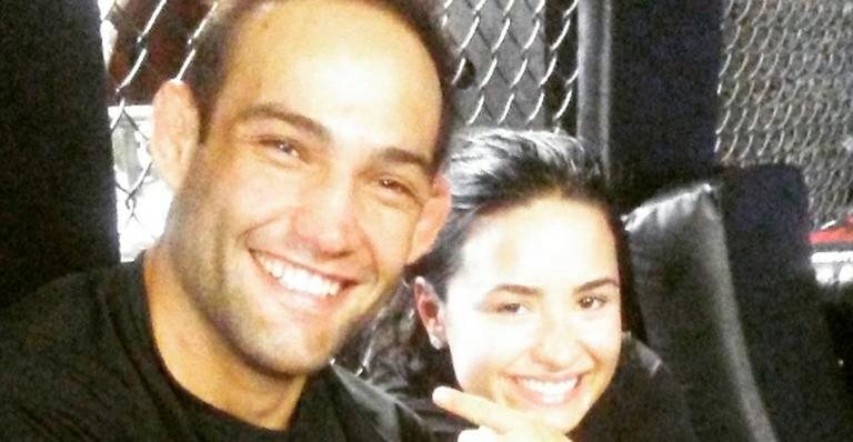 Guilherme “Bomba” Vasconcelos e Demi Lovato - Reprodução/ Instagram