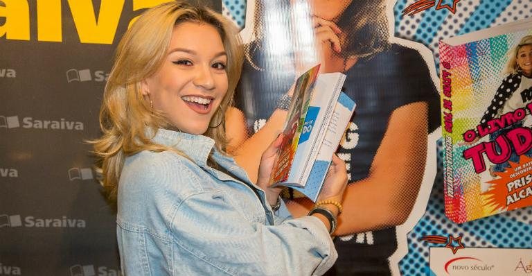 Priscilla Alcantara lança seu livro em São Paulo - Douglas Shindy