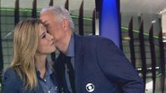 Após alfinetadas, William Waack agradece e beija Cristiane Dias ao vivo - Reprodução