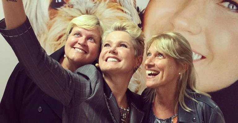 Xuxa Meneghel com as irmãs, Mara e Solange - Reprodução / Instagram