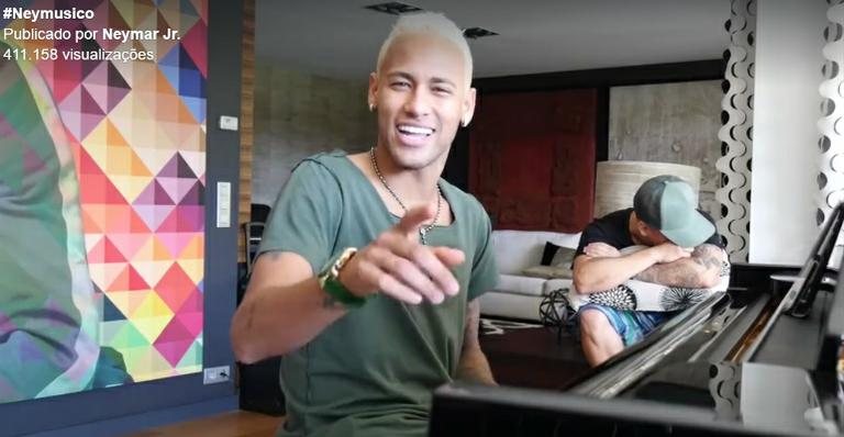 Neymar lança carreira musical e fãs não perdoam - Facebook/Reprodução