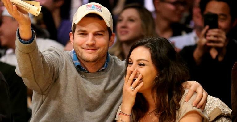 Ashton Kutcher e Mila Kunis serão pais de um menino - Getty Images