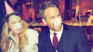 Blake Lively parabeniza o marido, Ryan Reynolds - Reprodução/Instagram