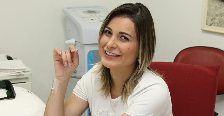 Andressa Urach remove tatuagens do corpo em clínica de São Paulo - Thais Aline/ Agência Fio Condutor