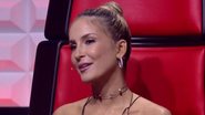 Decote de Claudia Leitte rouba a cena no The Voice Brasil - TV Globo/Reprodução