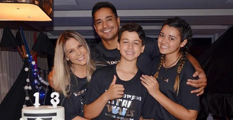 Carla Perez e Xanddy celebram aniversário de Victor Alexandre - Instagram/Nilzete Santana/Reprodução