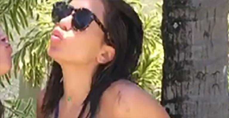 Anitta e tia de 45 anos mostram corpos sarados - Reprodução Instagram