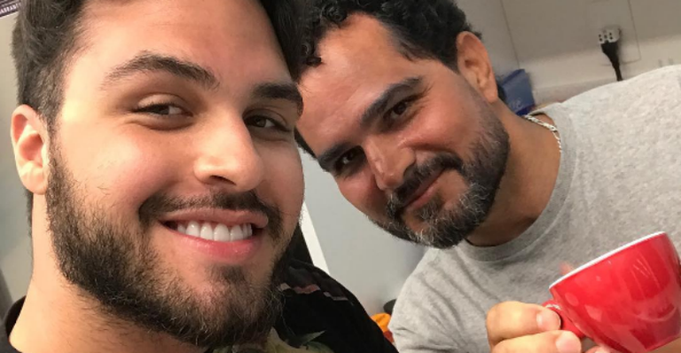 Luciano Camargo posa com o filho mais velho, Nathan - Reprodução/Instagram