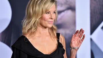 Kim Basinger aparece bem diferente em première - Getty Images