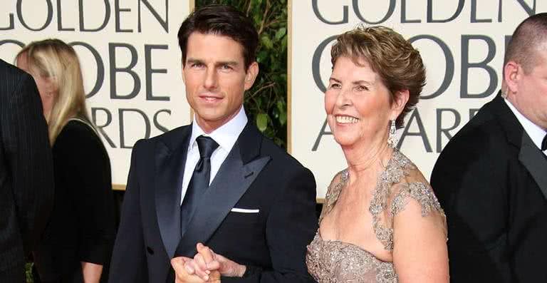 Tom Cruise e a mãe, Mary Lee, em 2009 - Getty Images