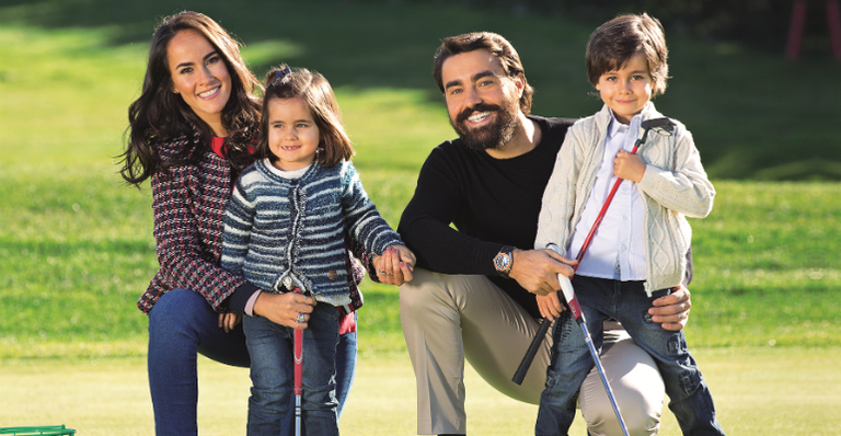 Ricardo Pereira, Francisca Pinto, e os filhos Vicente  e Francisquinha - JOÃO LEMOS/CARAS PORTUGAL