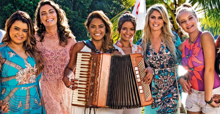 Preta Gil, Bruna Caram, Lucy Alves, Gabriella Mustafá, Bárbara Evans e Valentina Bulc - CADU PILOTTO, CÉSAR ALVES, FABRIZIA GRANATIERI E MARTIN GURFEIN