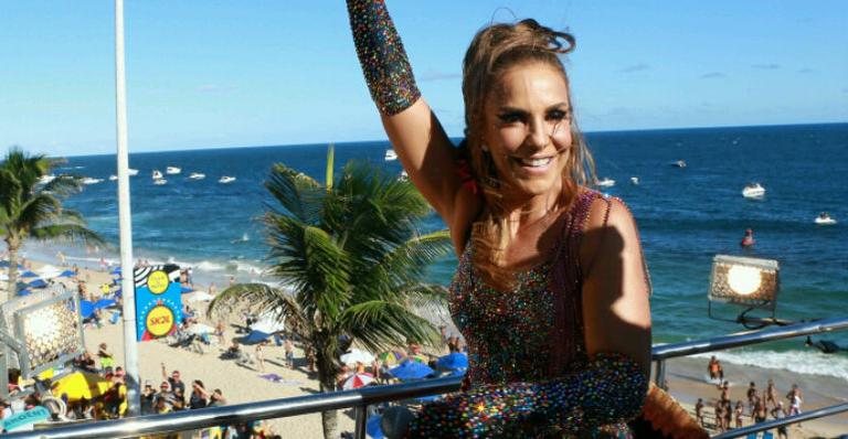 Ivete Sangalo se prepara para desfilar na Sapucaí - Dilson Silva /AgNews