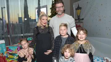 Tori Spelling  da à luz seu 5°filho com o marido - Getty Images