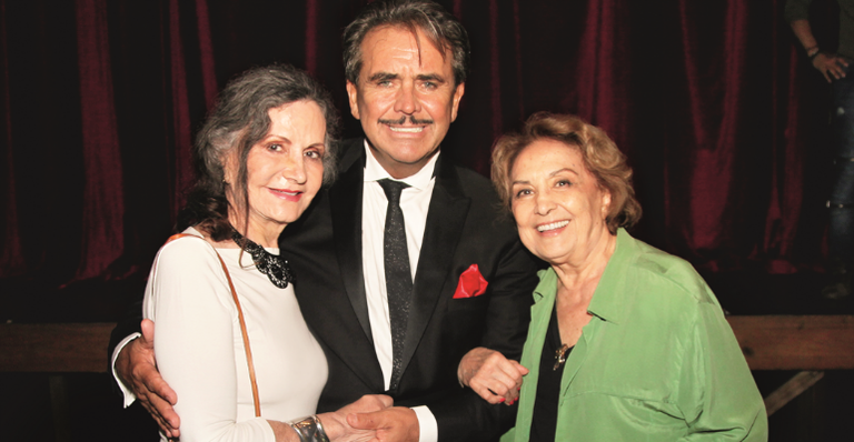 Rosamaria Murtinho e Eva Wilma celebram 5 anos do Theatro Net Rio com Fernando Soler - Sanny Soares