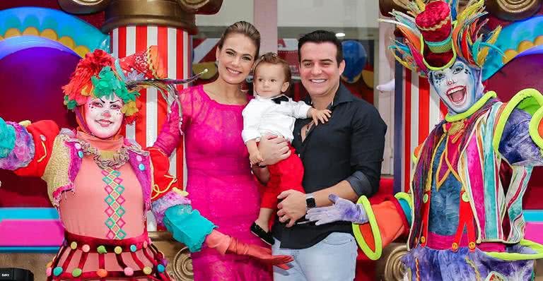 Belutti e Thaís Pacholek celebram aniversário de 1 ano do filho Luis Miguel - Manuela Scarpa/BrazilNews