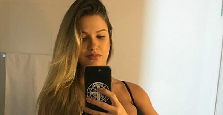 Pertinho de dar à luz, Andressa Suita posa exibindo o barrigão - Reprodução / Instagram