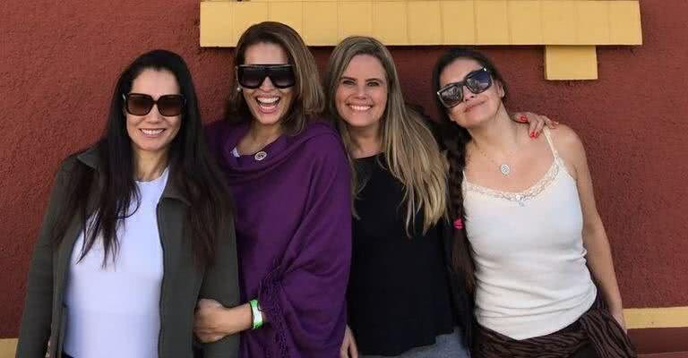 Maria Cândida reúne amigas famosas em relax - Divulgação