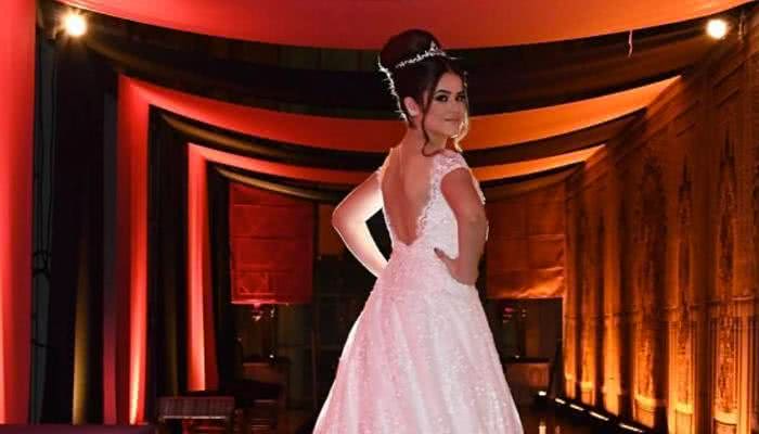 A atriz e apresentadora Maisa Silva completou 15 anos com direito a um lindo baile de debutante. Confira - Caras Digital