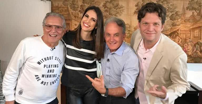 Carlos Alberto de Nóbrega prepara casamento surpresa para personal no Programa Eliana - SBT/Divulgação