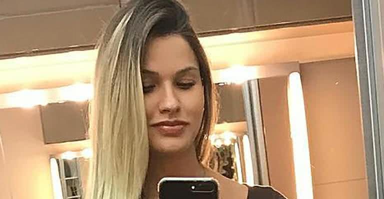 Andressa Suita posa de vestido coladinho e exibe boa forma - Reprodução Instagram