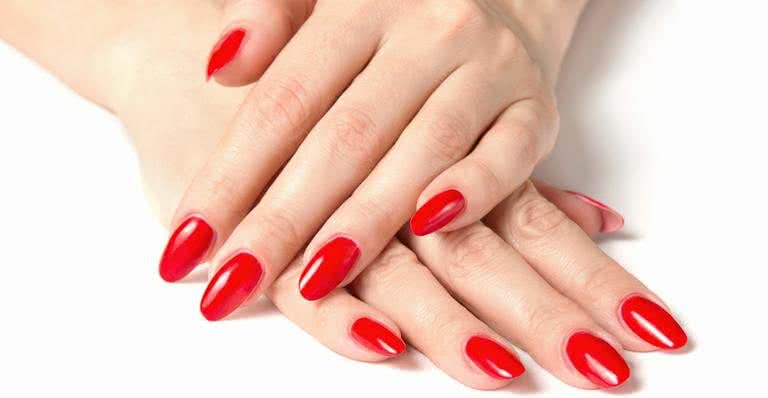 Unhas pintadas - Shutterstock