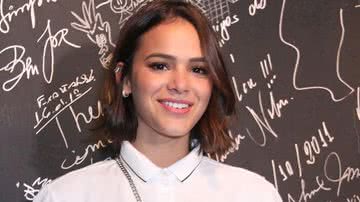 Bruna Marquezine se diverte em balada sertaneja - AgNews