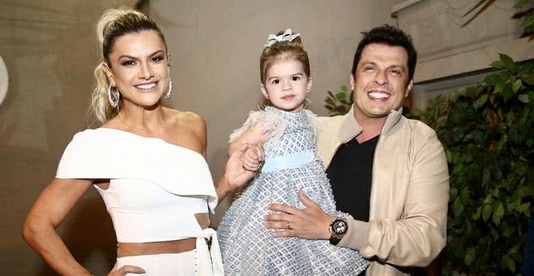 Mirella Santos e Wellington Muniz, o Ceará, festejam os 3 anos da filha, Valentina - Manuela Scarpa / Brazil News