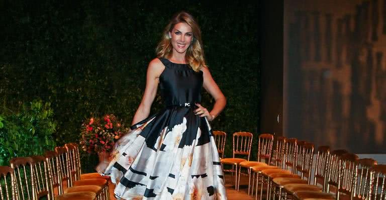 Ana Hickmann em desfile em hotel de SP. - Manuela Scarpa/Brazil News