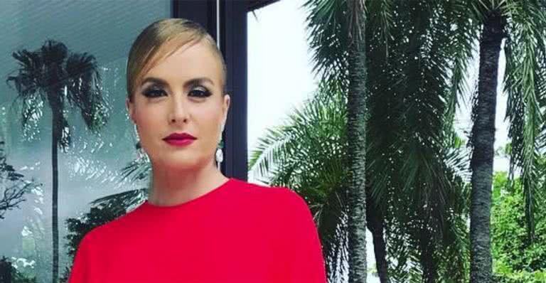 Angélica aposta em longo vermelho para casamento - Reprodução