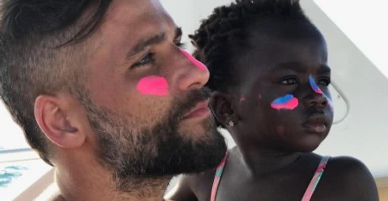 Bruno Gagliasso compartilha momentos de Titi em Noronha - Reprodução/Instagram