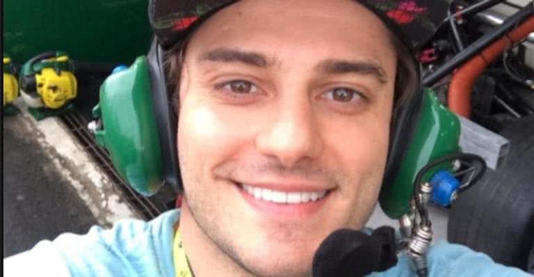 Hugo Bonemer será Ayrton Senna em musical - Reprodução