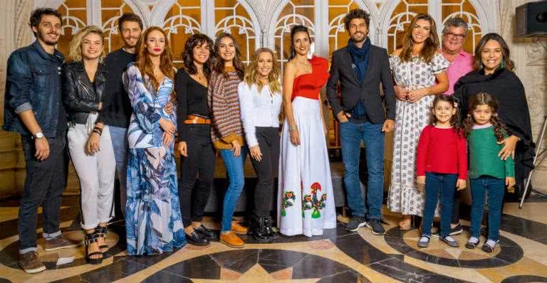 André Bankoff, Maria Eugênia Suconic, Carla Salle, Marina Moschen, Carla Diaz, Edna Costa, Bruno Cabrerizo, Leila e José Luiz Gandini e Márcia Goldschmidt com as filhas, Victória e Yanne - Cadu Pilotto e Martin Gurfein