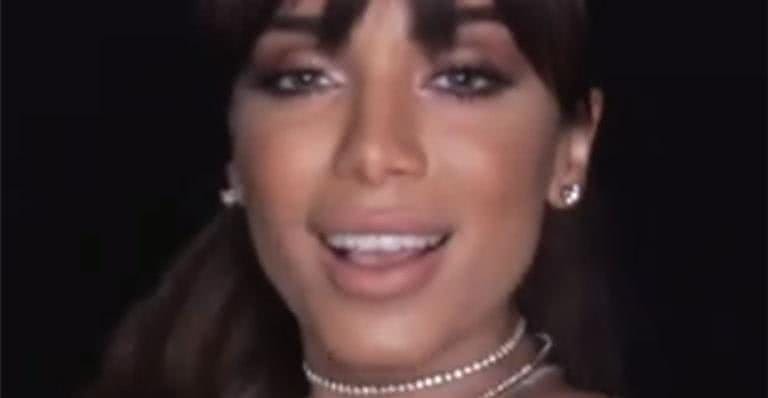 Anitta manda a real e rebate críticas ao ser premiada - Reprodução