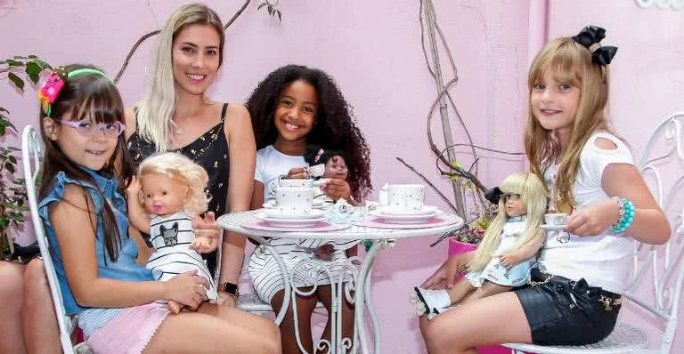 Sofia Kymani, filha de Negra Li, participa de 'Chá das Princesas' - Manuela Scarpa/Brazil News