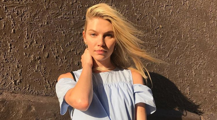 Aline Weber pinta o cabelo de azul para as férias - reprodução/instagram