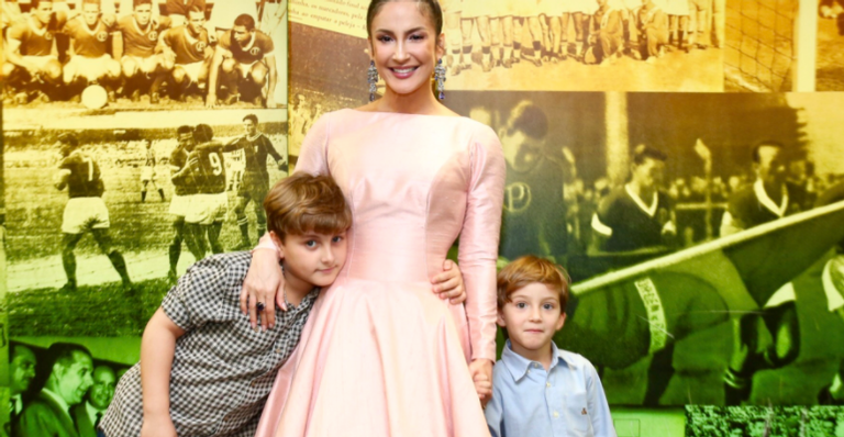 Claudia Leitte faz rara aparição com os filhos em evento do Instituto Neymar Jr - Manuela Scarpa, Marcos Ribas e Rafael Cusato/Brazil News