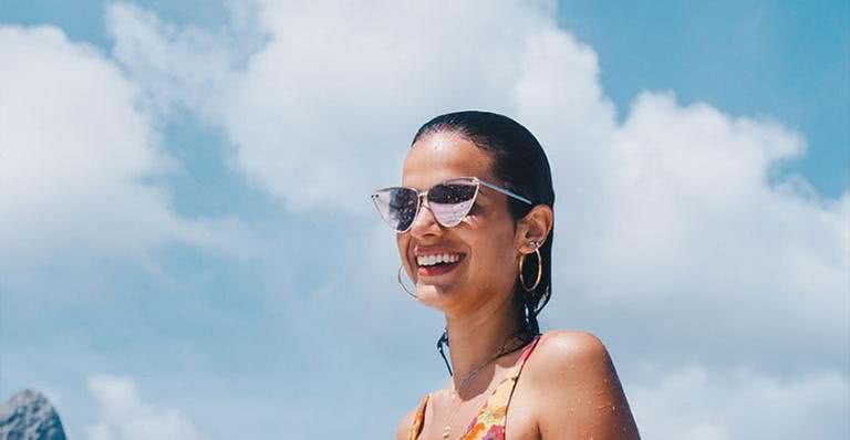 Bruna Marquezine se despede de Noronha com maiô cavado e lamenta: 'Não quero ir embora' - Reprodução