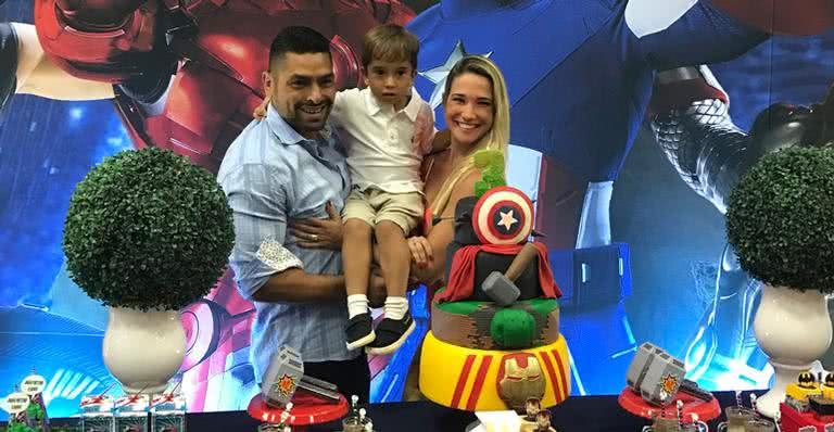 Ana De Biase e João Tristão comemoram o aniversário de 3 anos do filho, João Victor - Divulgação