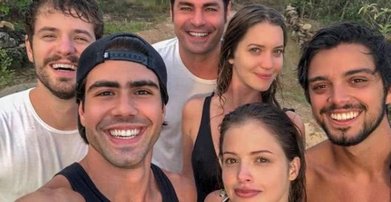 Mauricio Destri, Juliano Laham, Thiago Lacerda, Nathalia Dill, Agatha Moreira e Rodrigo Simas - Reprodução / Instagram