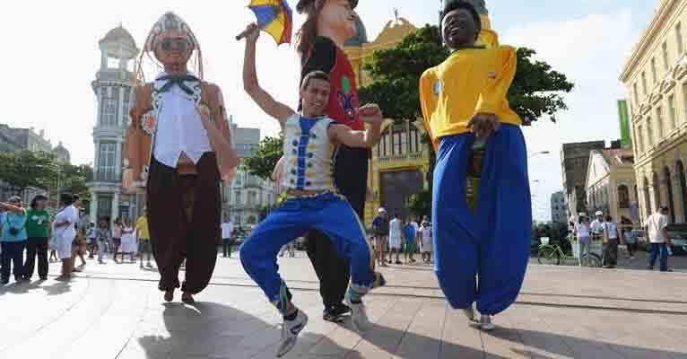 Saiba como emagrecer dançando no Carnaval - Getty Images